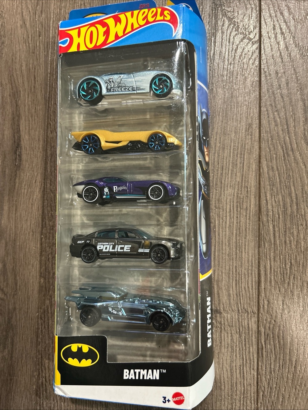 Mattel Hot Wheels Batman 5-Car Pack - Silver, Yellow, Purple, Black, Blue